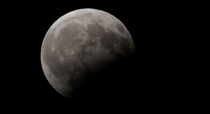 Partial Lunar Eclipse, Ireland, Highland Radio, Entertainment, Letterkenny, Donegal