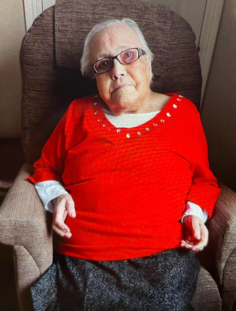 Conor Porter Raphoe Maggie Porter, 228 St Eunan’s Terrace, Raphoe - Highland Radio - Latest ...