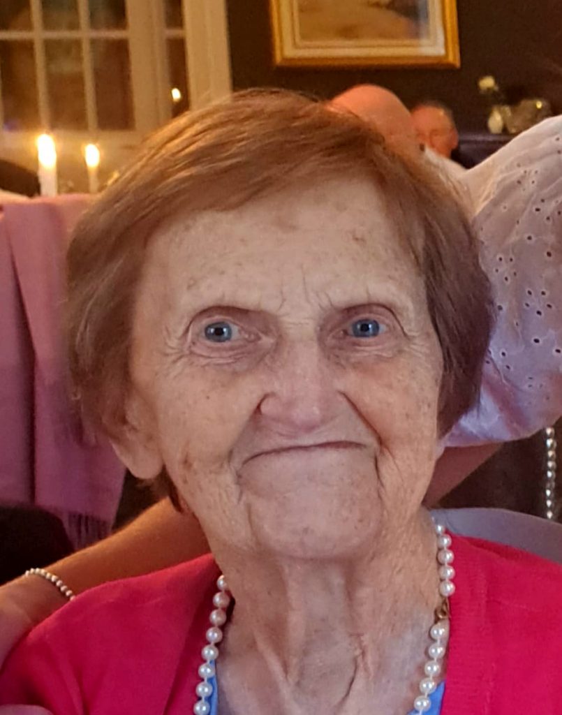 Gladys Carr (née Mc Kernan) Moross, Tamney, Fanad, Donegal Highland