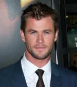 Chris Hemsworth is in early negotiations to star in Sony’s spinoff of the sci-fi action-comedy franchise Men in Black.