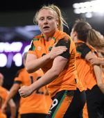 Amber Barrett scores goal that sends Ireland to a first ever World Cup. Photo @FAIreland.