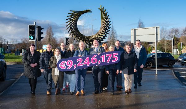 Letterkenny Chamber Executive with Letterkenny & Milford Mayor Cllr. Ciaran Brogan celebrate the sale of €9,246,175.00 Shop LK Vouchers. Letterkenny’s shop local initiative, ShopLK, has recorded another exceptional year, marking its 21st consecutive year of growth.
In 2025, annual sales of ShopLK Gift Cards reached an unprecedented €9,246,175, representing an increase of €2.2 million on the previous year. After more than two decades in operation, ShopLK continues to hold its position as Ireland’s top-selling local gift card programme.
  Photo Clive Wasson