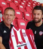 Derry Manager Kenny Shiels and new arrival Danny Seabourne