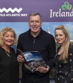 REPRO FREE
23/01/2019, Glasgow - A delegation of Irish tourism businesses – including the Waterfront Hotel and Donegal Tourism – was in Glasgow this week, taking part in Tourism Ireland’s first promotion of 2019 in Scotland – a B2B workshop and networking event with travel professionals from Scotland and the north of England. In all, 27 tourism businesses from Ireland – including hotels, visitor attractions, ferry companies and regional tourism organisations – had the opportunity to meet with the local tour operators and travel agents.
PIC SHOWS: Caroline Mulligan, Tourism Ireland; football legend Packie Bonner; and Martina Rafferty, Waterfront Hotel, at the Celtic Connections workshop in Glasgow.
Pic – Donald MacLeod (no repro fee)
Further press info – Niamh Doherty, Tourism Ireland 01 4763462