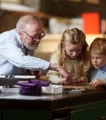 Photo 1 - Handing on traditional skills and crafts to future generations (The Heritage Council)