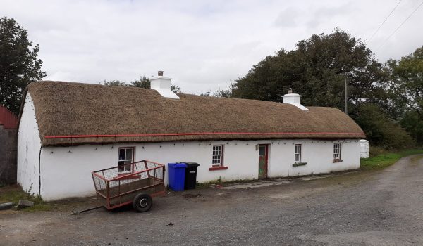 Photo 1 Rope Thatched Cottage Inver