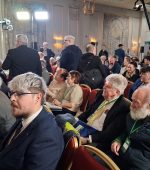 d37e2f19-df6a-467d-8307-d52750b07545