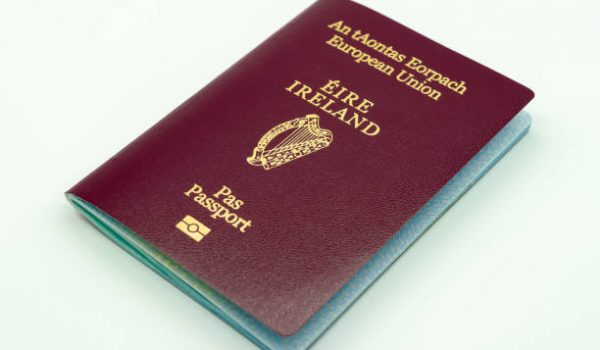 New Irish passport Europe