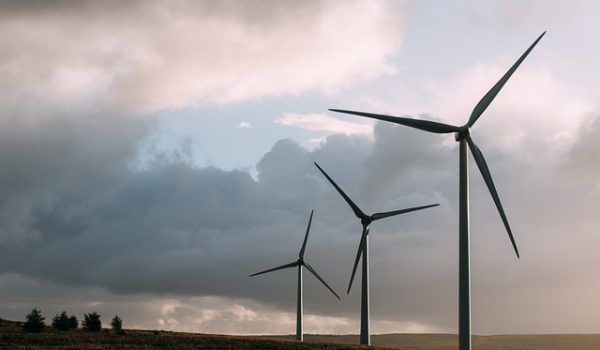 windmills-2181904_640